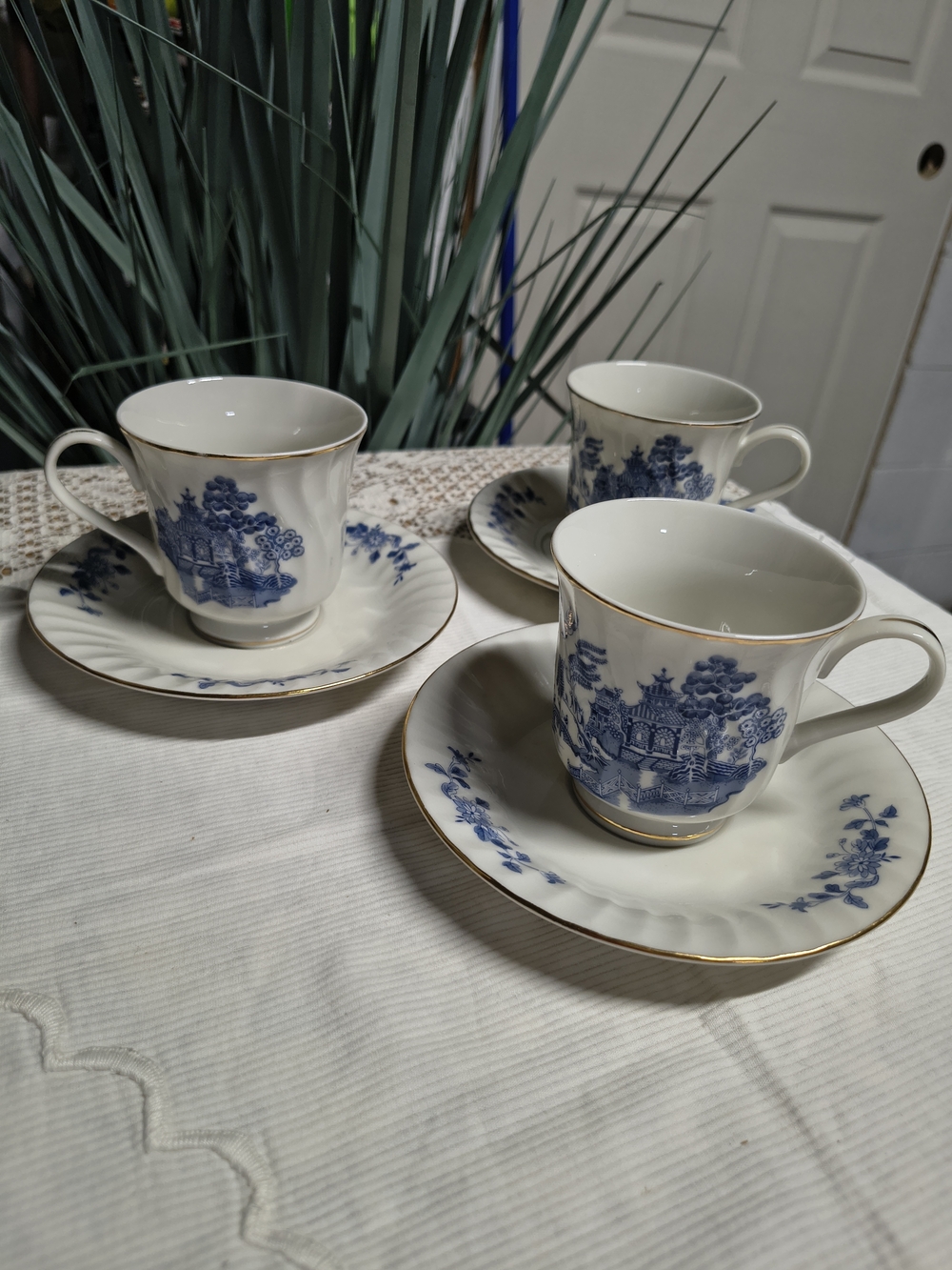 Vintage Robinson Design Company 1989 Japan Blue Willow Teacup And Saucer 6pc Set